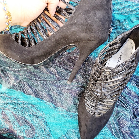 Heels- booties - Picture 4 of 4